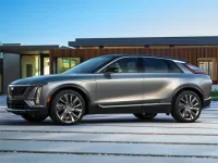 image Cadillac Lyriq Slide
