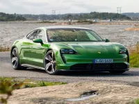 image Porsche Taycan Slide